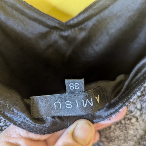 Dress - Picture 7 of 8